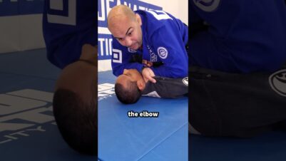 Every-BJJ-White-Belt-Does-This-Mistake-in-the-Cross-Collar-Choke